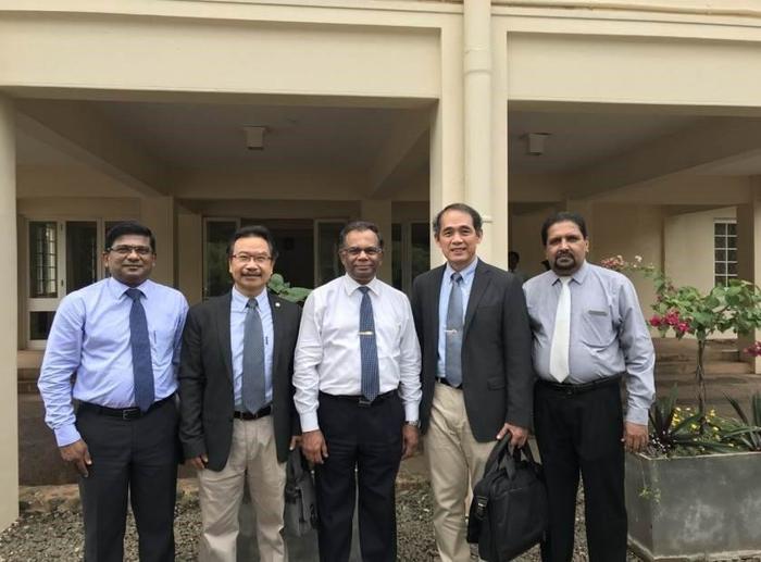 Dean Hsien Hua Lee & Dean Ming-Jung Wu with Vice Chancellor, Deputy Vice Chancellor & Director of Center for International Affairs (University of Ruhuna)